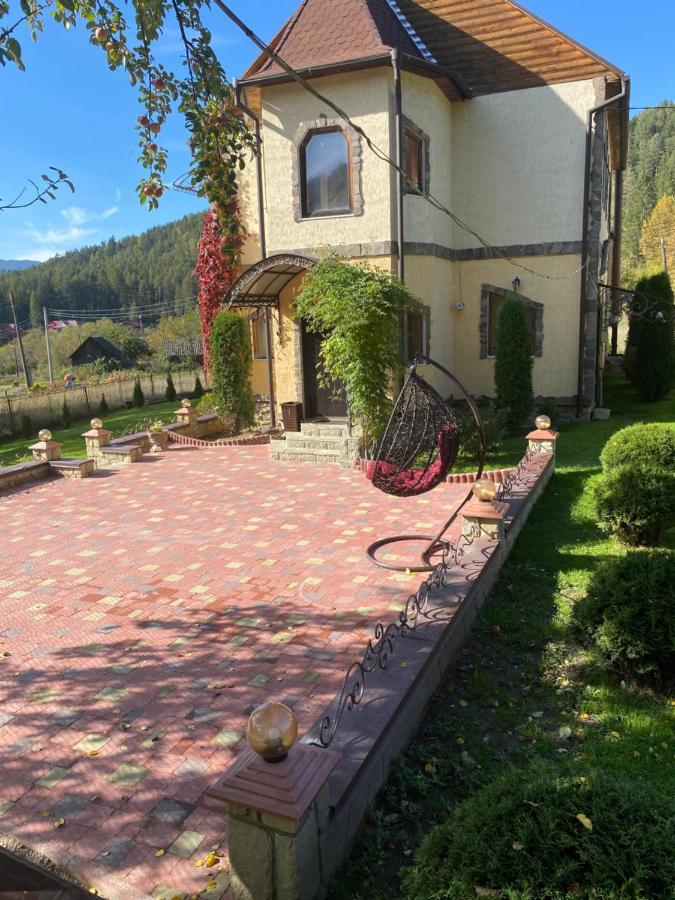 Золото Карпат Vila Yaremche Exterior foto