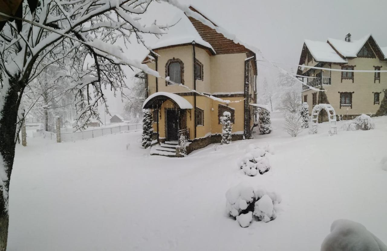Золото Карпат Vila Yaremche Exterior foto
